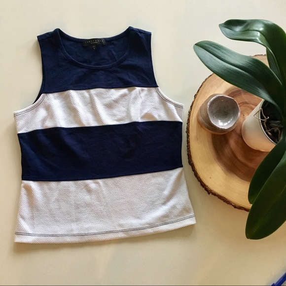 Sanctuary Tops - Sanctuary Navy & White Crop Top - Sz Small
